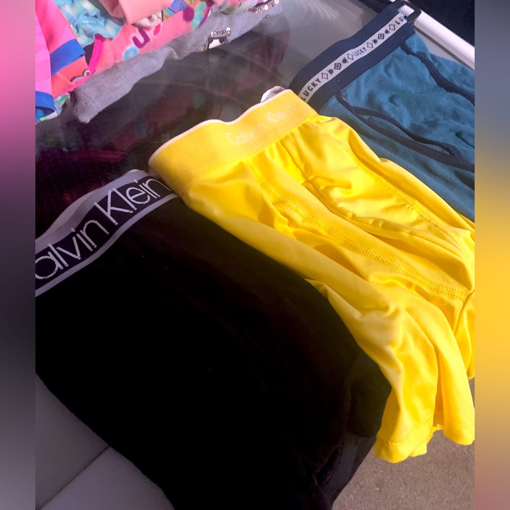 Calvin Klein and Lucky brand men’s boxer briefs size medium and one small. Lot